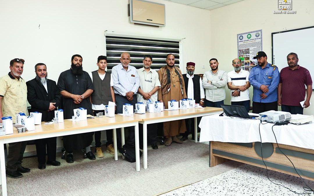 كلية الآداب والعلوم بالأبيار تنظم ندوة علمية حول أمراض أضاحي العيد