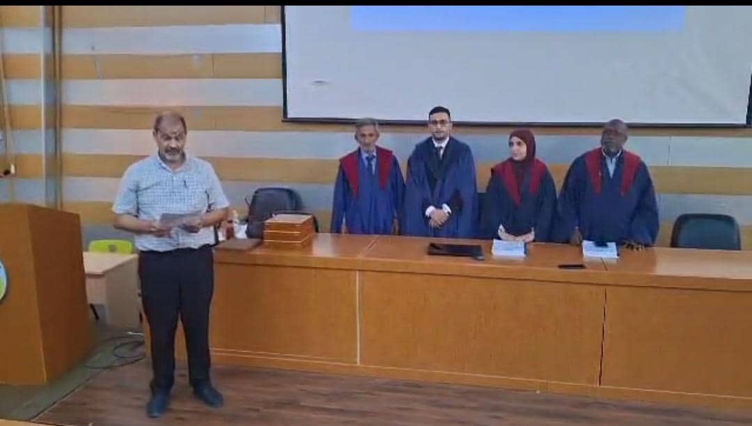 مناقشة رسالة ماجستير مميزة عن تحضير وتوصيف وتقييم مركبات الإينامين