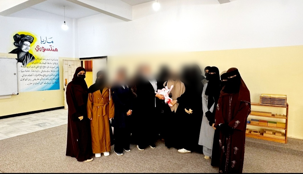 قسم علم النفس يطلع على تجربة “منتسوري” في دعم دمج الأطفال من ذوي الاحتياجات الخاصة بالأبيار